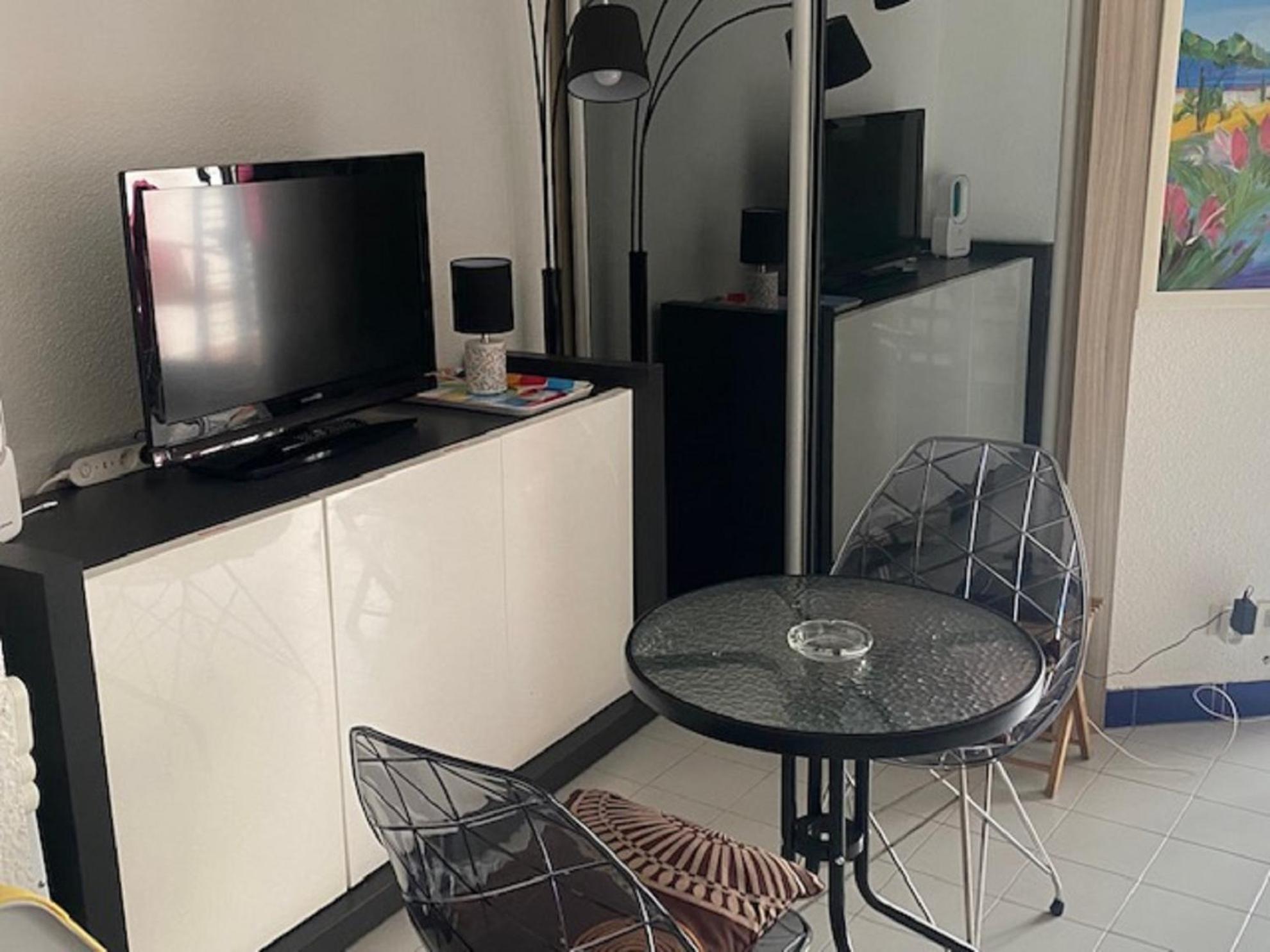 Vittoria Immobilier 2 -Reglement Sur Place - Cheques Vacances Acceptes La Grande-Motte Szoba fotó